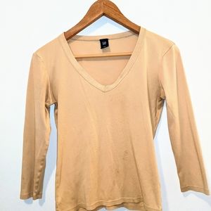 Gap Khaki Tshirt